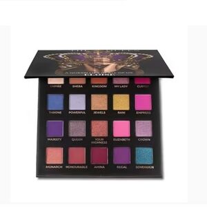 The Queen Eyeshadow Palette